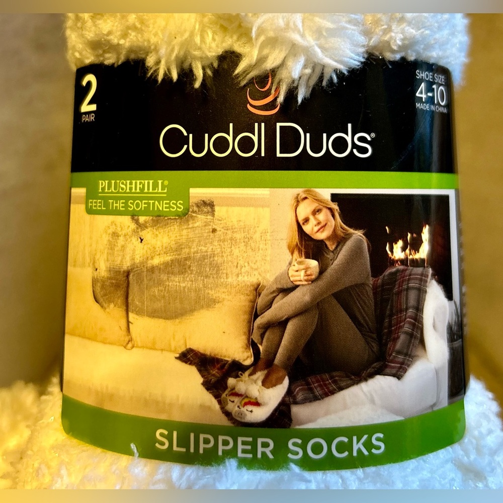 Cuddl Dudds - 2 Pairs of Cozy Slipper Socks- Fits Sizes 4-10 Women- NWT